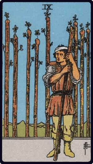 Lá Chín Gậy (Nine of Wands)